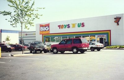 Toys "R" Us in Tacoma, WA
